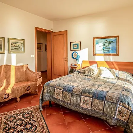 Casa Aldrovandi *